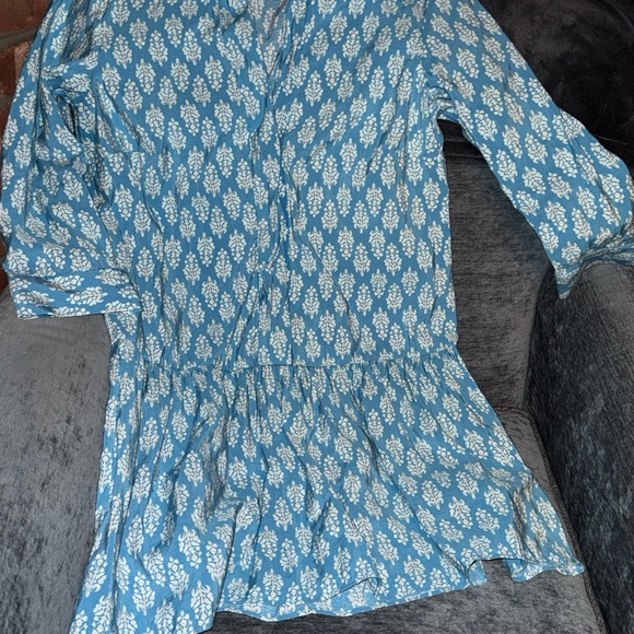 Blue and White Zara Dress - Picture 2 of 7